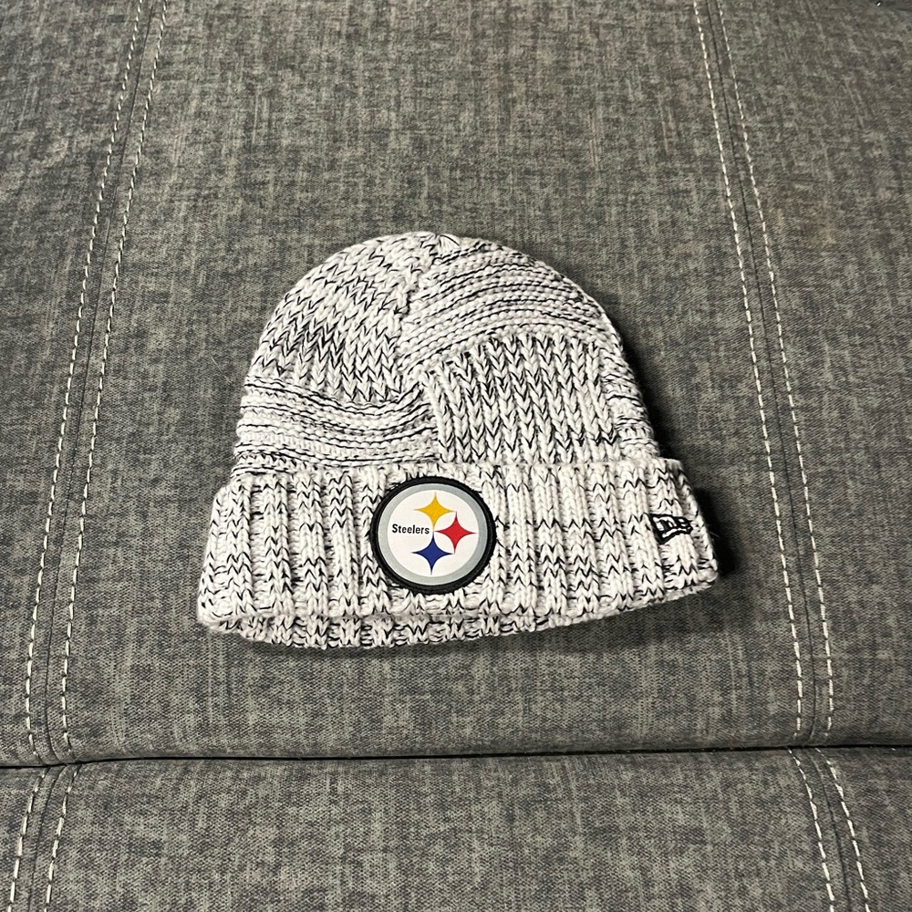 never worn - Picture 1 of 1